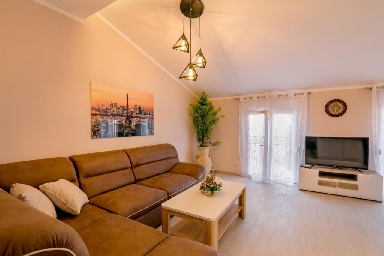 Apartment Matej Kotor